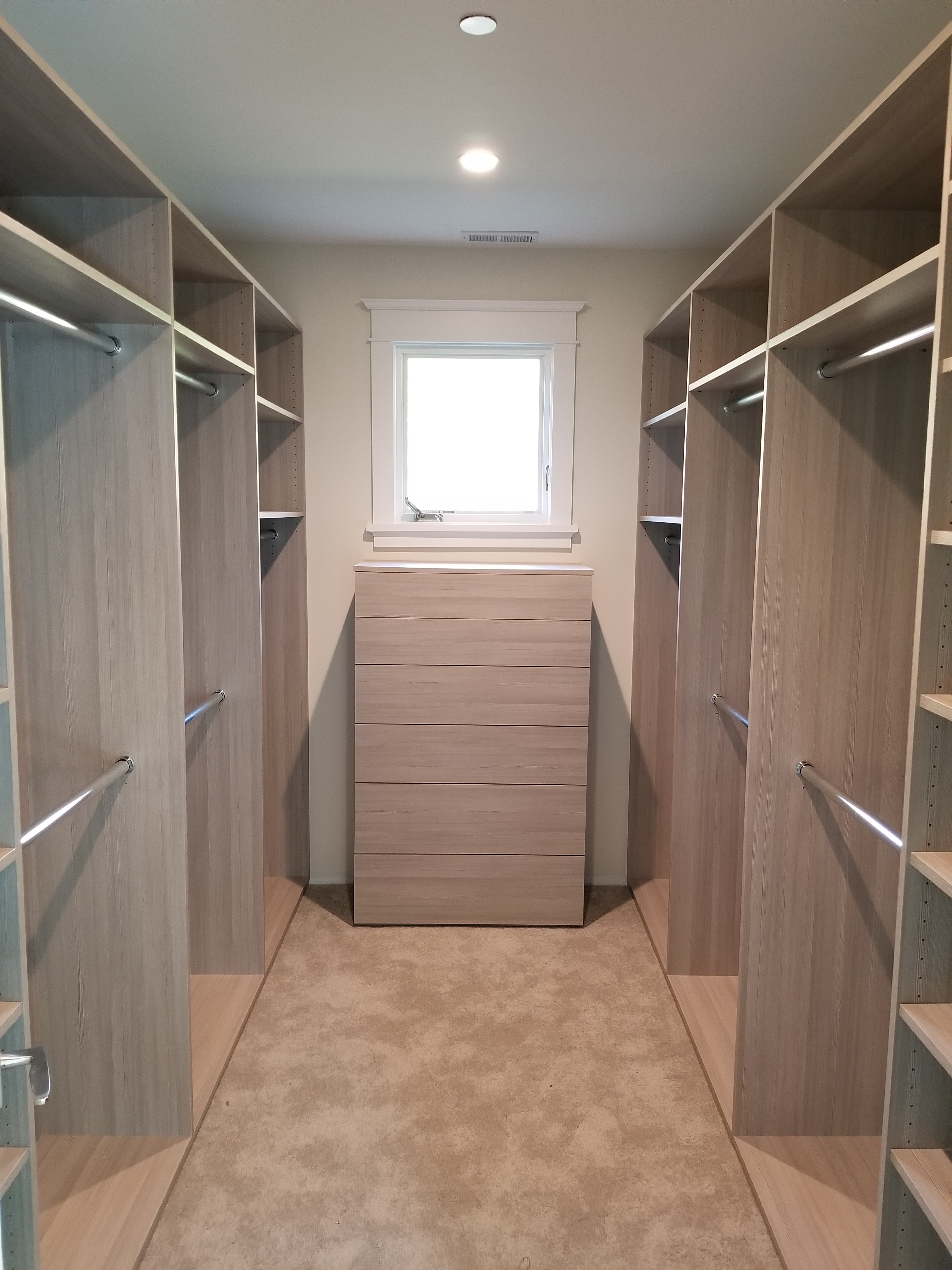 Napa Walk-In Closet